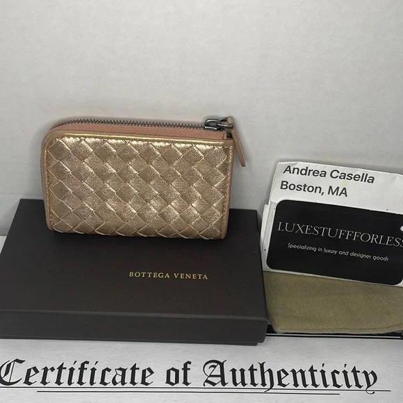 Authentic Bottega Veneta mini rose gold leather card wallet with box bag & COA - Picture 1 of 10
